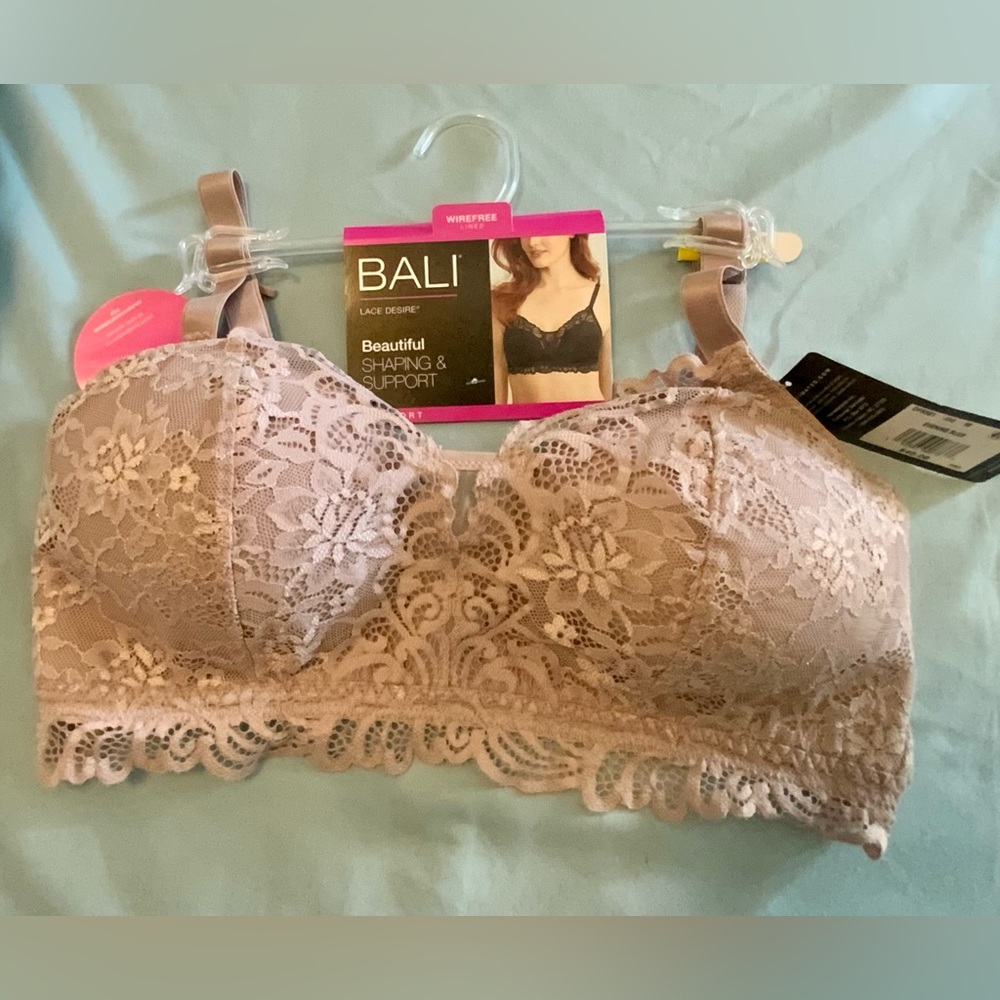Bali Lace Desire Wirefree Bra Evening Blush - M - NWT
